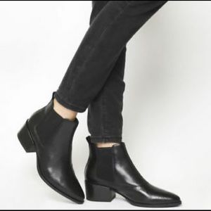 Vagabond Leather Chelsea Boots Urban Outfitters